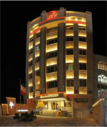 هتل آپارتمان گل سرخ