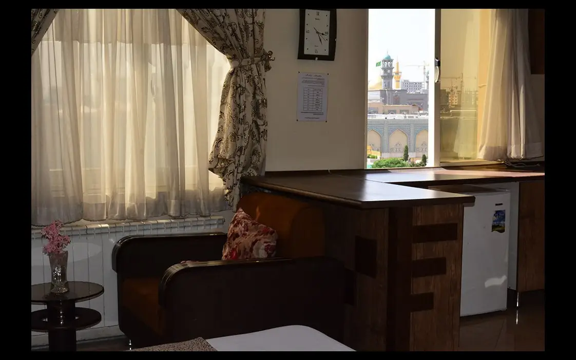 هتل آپارتمان آدینه