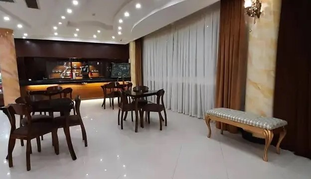 نور