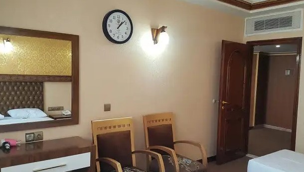 نور