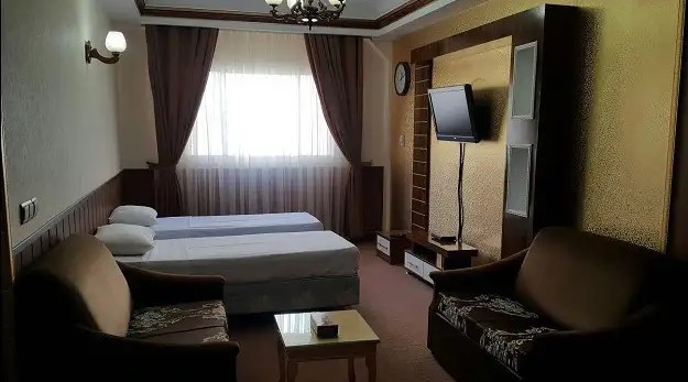 نور