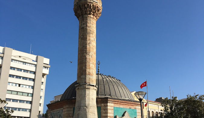 امکانات در ازمیر