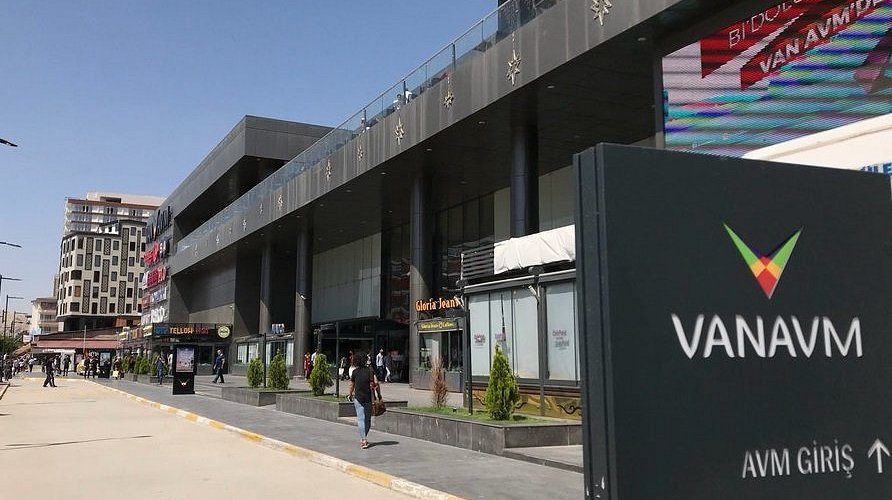 AVM Van Mall – بزرگ‌ترین و مدرن‌ترین مرکز خرید وان