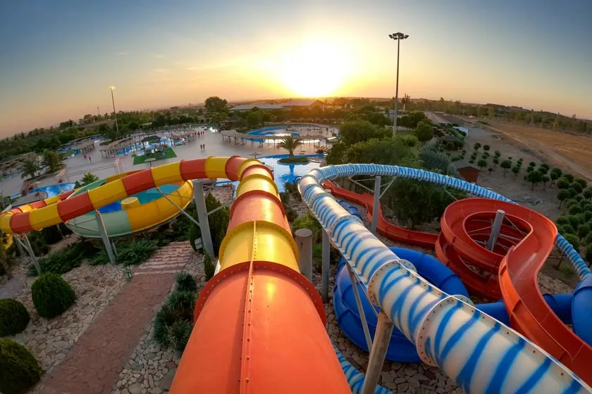 امکانات پارک های ابی